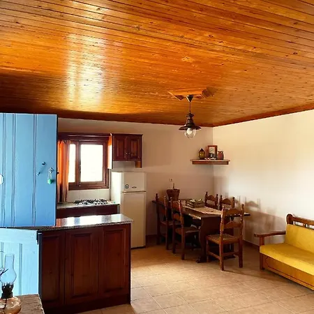 Tetrapolis أركاسا